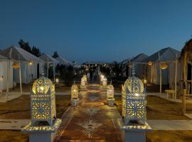 Merzouga Joy Camp, hotel en Hassilabied