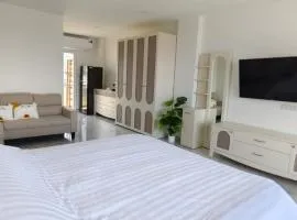 patong sea view-high floor