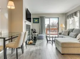Walk to Mt Snow Ski Shuttle! Condo with Resort Perks