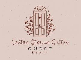 Centro Storico Suites Sarnico, отель в Сарнико