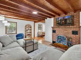 Cabin w River Access Fire Pit Grill WiFi & More