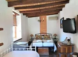 Cypress Cottage No 80