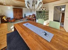 Landhaus mit Kachelofen - Nähe Skigebiete Brauneck Garmisch und Zugspitze