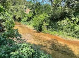 Villa Flambô - Cabana Banana, Rio Privativo, Ar e Churrasqueira