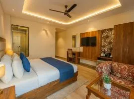 Maclo Classic Luxury Resort- #Lavish & Luxury Rooms #Big Parking # Lift # All Balcony Rooms # Prime Location # Top Selling # Property In Mcleodganj