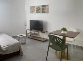 Zen and cozy escape between sea, mountain and river