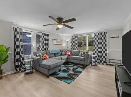 2BR Ready Retreat, Mins to Speedway, Sleeps 6
