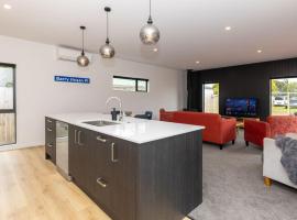 Methven Ski Chalet - Modern Comfort, Mountain Charm, hotel di Methven