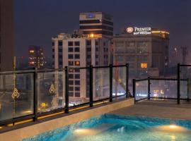 Mirage 1 BR, Condo, Gulberg Lahore Self Check IN, hotel in Lahore