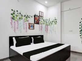 OYO THE HOTEL HEAVEN