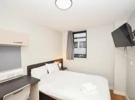 Modern Budget 3BED Apartment in Sheffield Centre