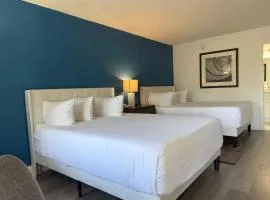 All-New, Ground-Floor, Huge Pool, Tiki Bar & Grill