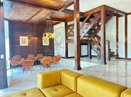 MAISON FRÓES - Vista deslumbrante para a Praia de São Francisco, Hotel in Niterói