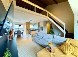 Casa Completa com Piscina Churrasqueira Wi-Fi a 300m da Praia Acomoda 10 Pessoas, 3 Quartos com Ar-Condicionado