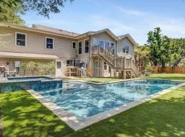 11 43rd Avenue by AvantStay Pool Close to Beach