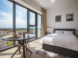 Luksusowy apartament z widokiem, basenem i sauną Hanza Tower 19th floor