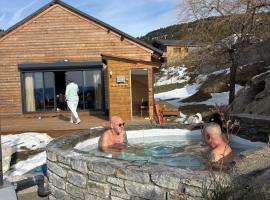 Chalet EGAT, hotel din Égat