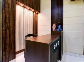 Hotel O The Avenue Inn