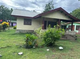 Sujees surf stay, cloudbreak