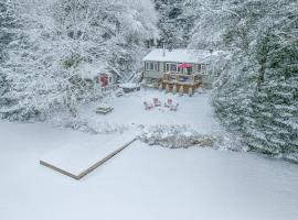 Chalet du Domaine Spa privé et lac, hotel in Saint Adolphe D'Howard