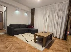 Shakespeare Central Apartment