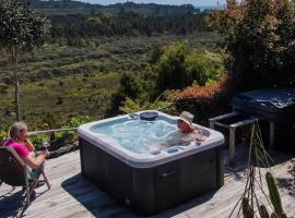 Birds Ferry Lodge Luxury B&B，位于韦斯特波特的酒店