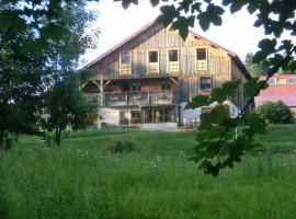 gite des granges bailly, hôtel à Les Fourgs