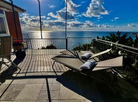 La FINESTRA sul MARE – hotel w mieście Poggi