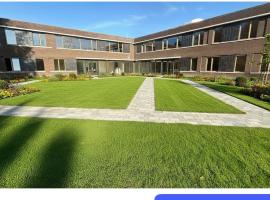 Lely, acomoda&ccedil;&atilde;o com cozinha em Lelystad