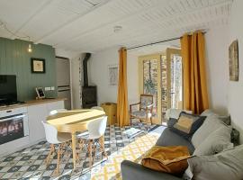 Écolieu La Bernarde - Gîte Graphique, hotel em Dompnac