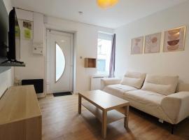 La Pause - Centre-ville, hotel in Bourbourg