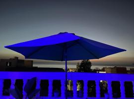 Black Pearl surf yoga and skate house, hotel in Tamraght Ouzdar