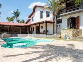 Casa de Campo c 4 Suites AC Wi-Fi em Sao Roque