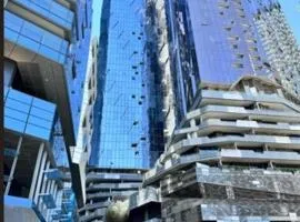 Modern 2 Beds 2 Baths southerncross station skybus