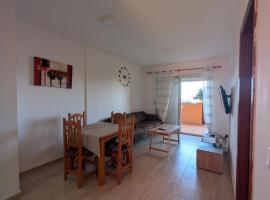 Los Pedruscos II, hotel in La Oliva