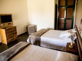 Pousada e Espaço Flor da Serra, hotell i Cruzeiro