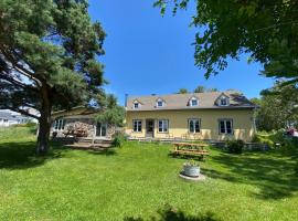 Belle ancestrale au coeur de l'Isle, hotell sihtkohas L'Isle-aux-Coudres