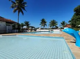 Duplex com Hidro em Condomínio Luxo com 3 Praias