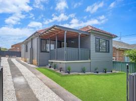 Family Friendly - 5 Mins To Beach, hotel a Belmont