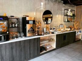 ibis Styles Dreux Centre Gare, hotel en Dreux