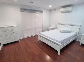 Park Villa in Mulgrave, ξενοδοχείο σε Mulgrave