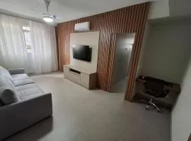 Apto no Gonzaga com Garagem e Ar Condicionado