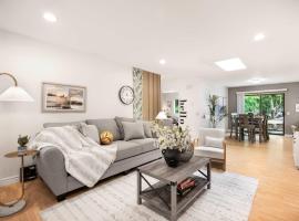 Single-Story Retreat Near Martha Lake and Shopping, hotel in Lynnwood