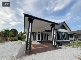 Maryam Homestay D' Bachok