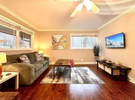 Stylish Modern Apt Near Northside Hospital, hotell i Cumming