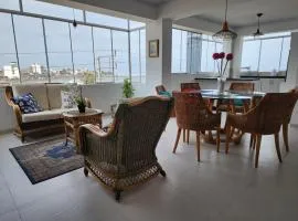 Longevid Apartment, Huanchaco An apartment with an ocean view rent for a nigth