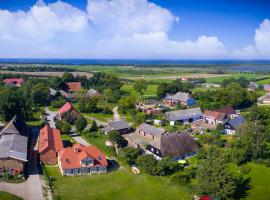 Nad morzem i jeziorem Dworek Kopań, ferieg&aring;rd i Kopań