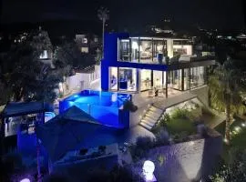 Villa in Ibiza with Infinity Pool and Sea Views