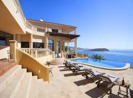 Holiday Home in Cala Vinyes near Beaches