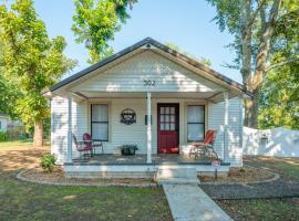 The Riverside Cottage, hotel i Dardanelle